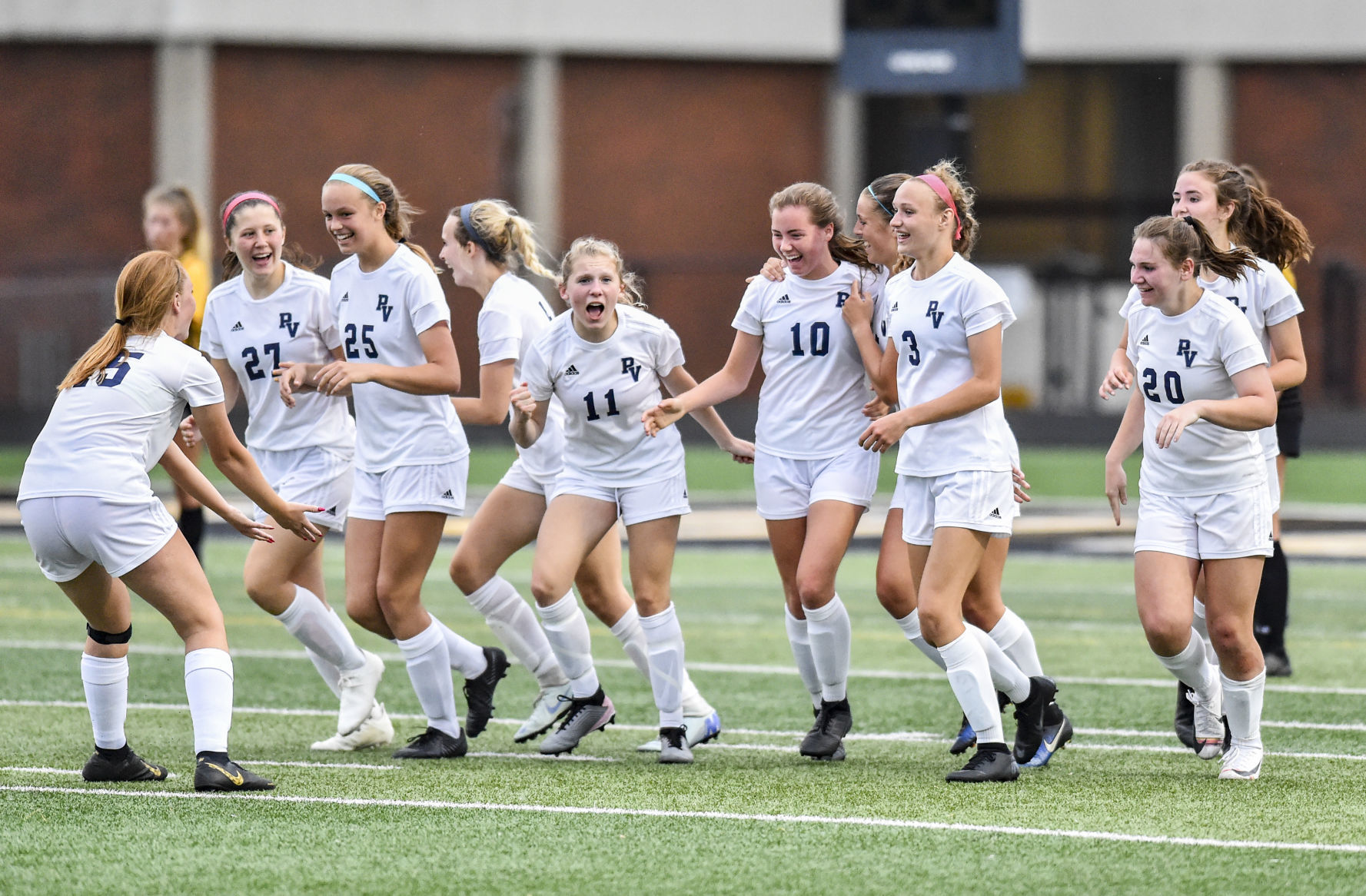 060319-qct-spt-bett-pv-soccer-03.jpg